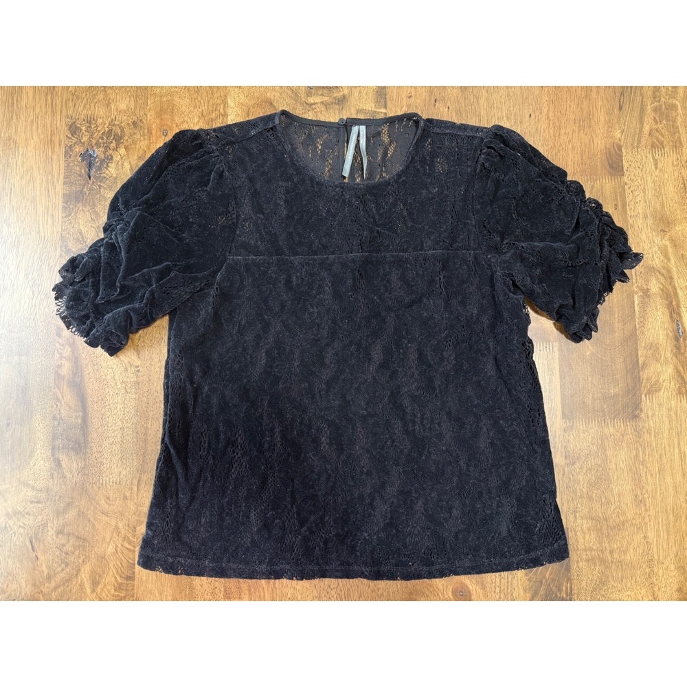EUC Women's By Anthropologie  Black Velvet and Lace Blouse Top Size XS‎